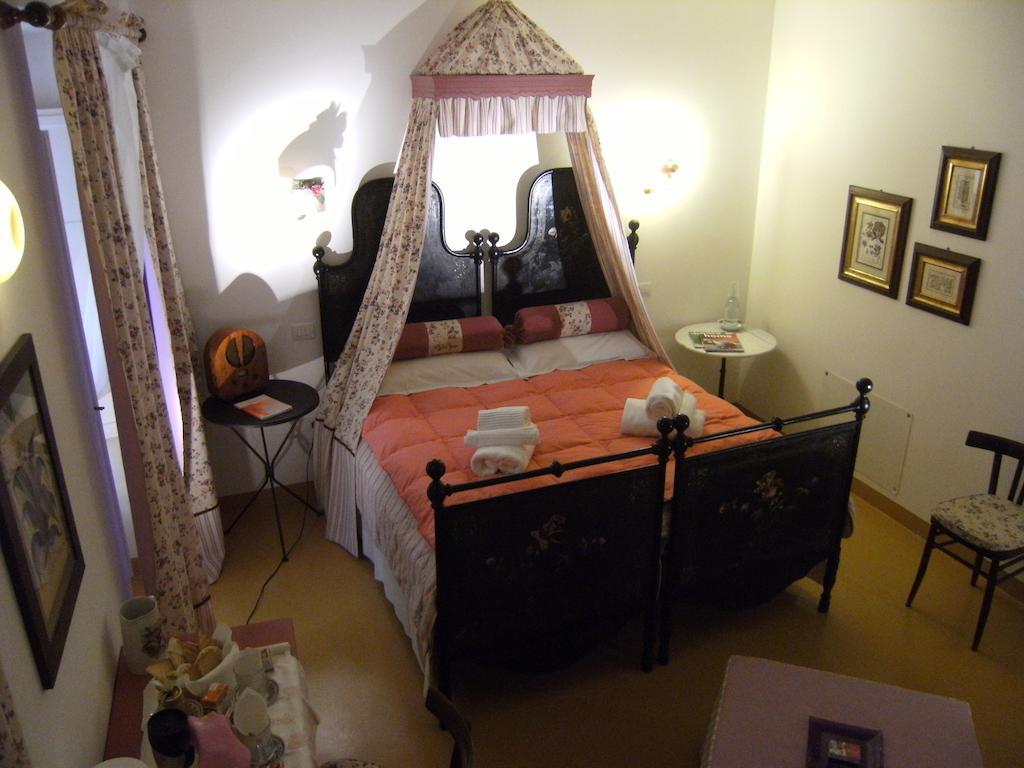 Elizabeth B&B Cagliari Pokoj fotografie